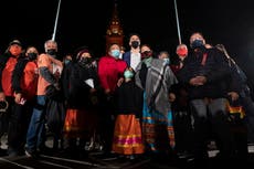 Niños indígenas de Canadá recibirán miles de millones en compensación tras rechazo de apelación de Trudeau