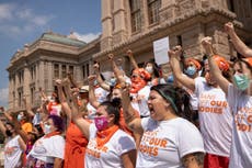 Juez federal analiza si Texas puede mantener ley de aborto