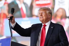 Comité antidisturbios de la Cámara de Representantes, emite nuevas citaciones mientras Trump les dice a sus ex ayudantes que luchen