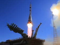 Actriz y cineasta rusos se lanzan al espacio para filmar la primera película del mundo en órbita