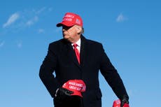 Trump podría ser bloqueado para volver a postularse, dice el exjefe de ética de la Casa Blanca