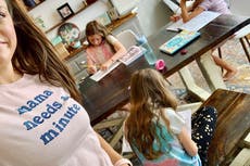 Para padres, la crisis del COVID causa fatiga y frustración