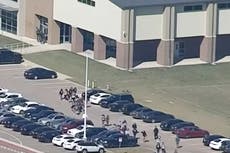 Texas: video dramático muestra a estudiantes huyendo del aula durante tiroteo en escuela secundaria