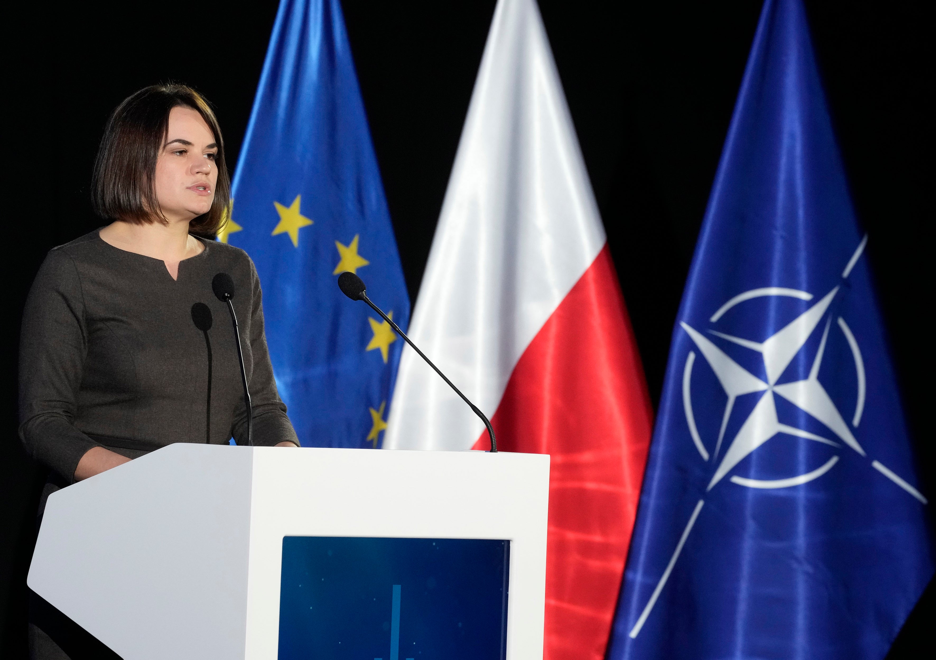 Opositora bielorrusa advierte sobre "catástrofe humanitaria"