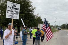 Hartos de la pandemia, trabajadores declaran huelgas en EEUU