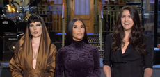 Kim Kardashian bromea sobre lo ‘fácil’ que es presentar SNL en nueva promoción del programa