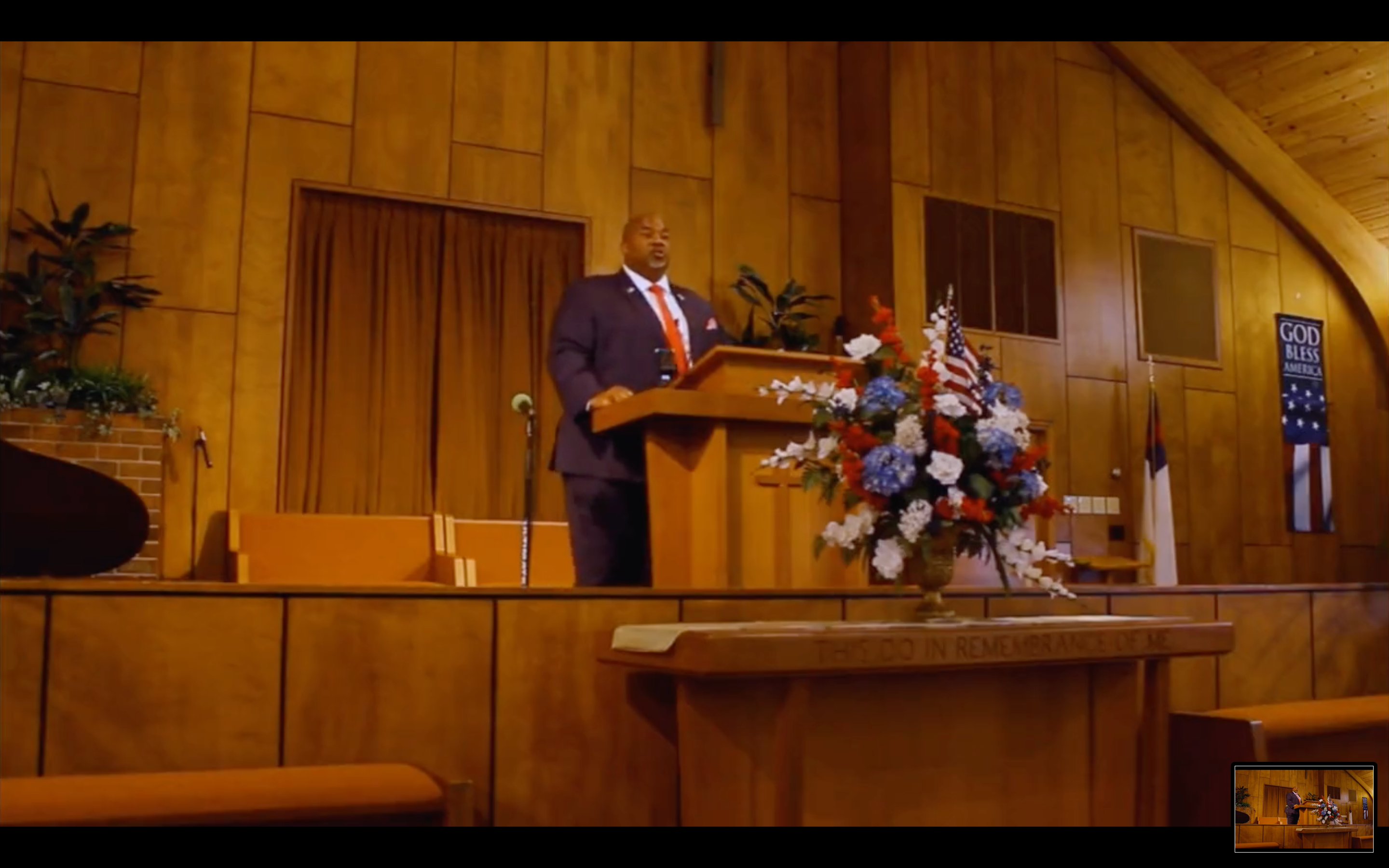 Vicegobernador republicano está bajo presión para que renuncie tras calificar opiniones LGBT+ de ‘inmundicia’