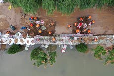 Más de 120.000 evacuados por inundaciones en China