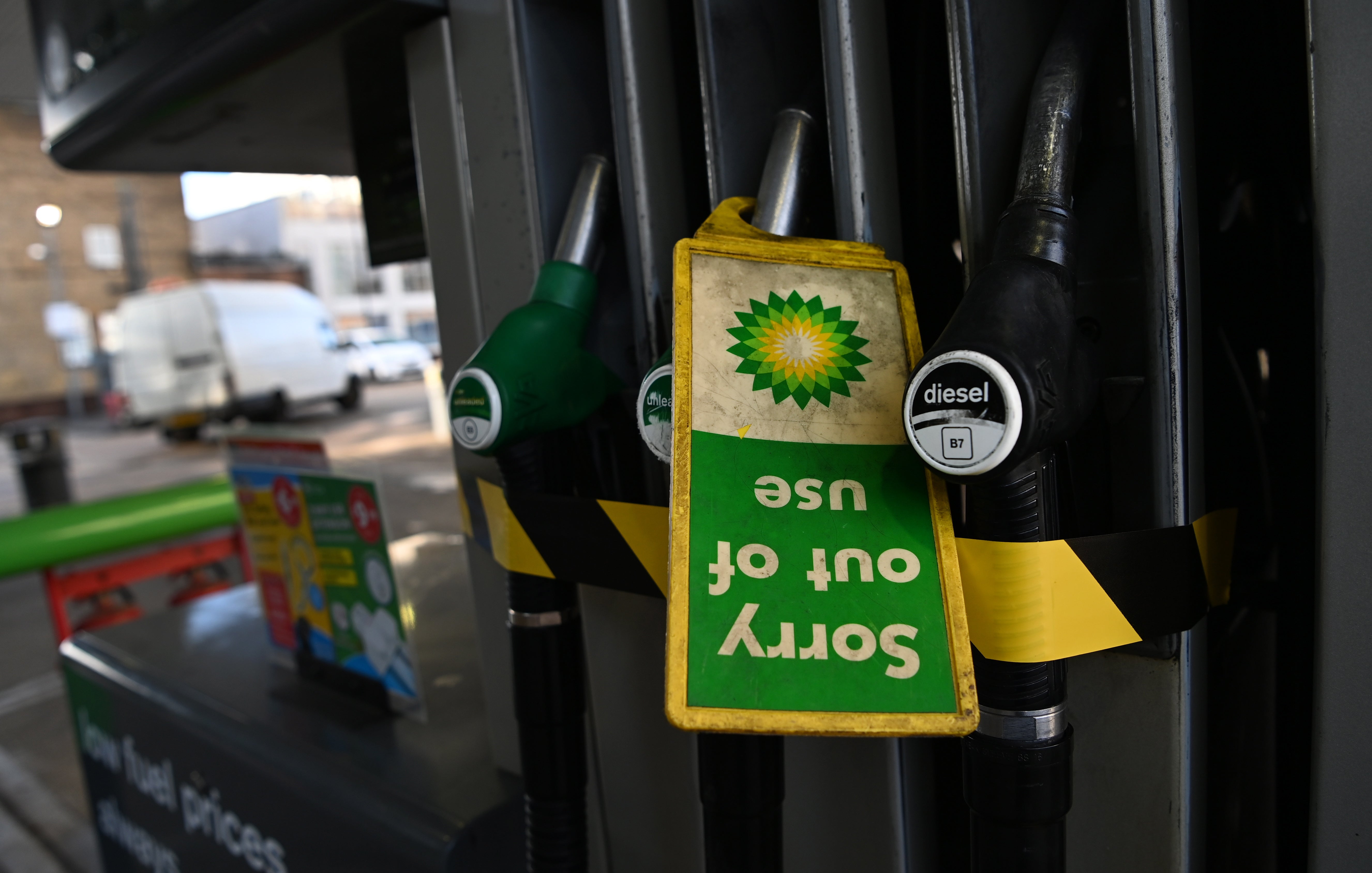 Los precios de los combustibles en Reino Unido han alcanzado un máximo en ocho años