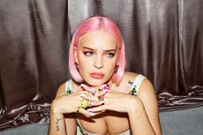 Anne-Marie se sincera sobre aprender a amarse a sí misma después de años de trastornos alimentarios