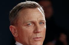 Daniel Craig dice que tuvo problemas para mantener la boca cerrada mientras interpretaba a James Bond