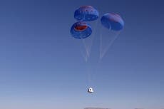 Jeff Bezos llevará al espacio a Michael Strahan y cinco personas más