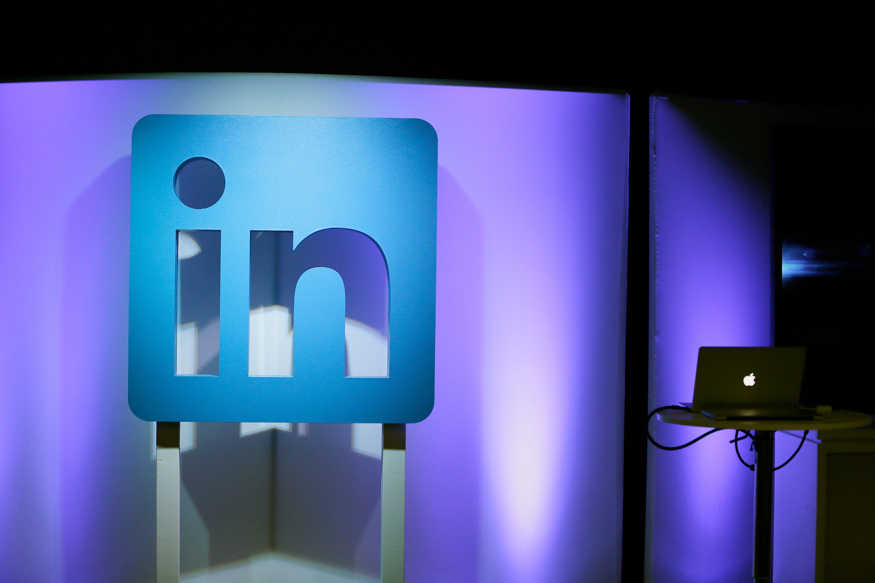 Microsoft cierra LinkedIn en China