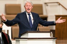 Bill Clinton hospitalizado por infección ajena a COVID-19