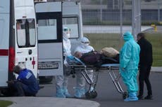 Rusia rompe marcas de infecciones y muertes por COVID-19