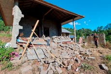 Un terremoto remece Bali, deja al menos tres fallecidos
