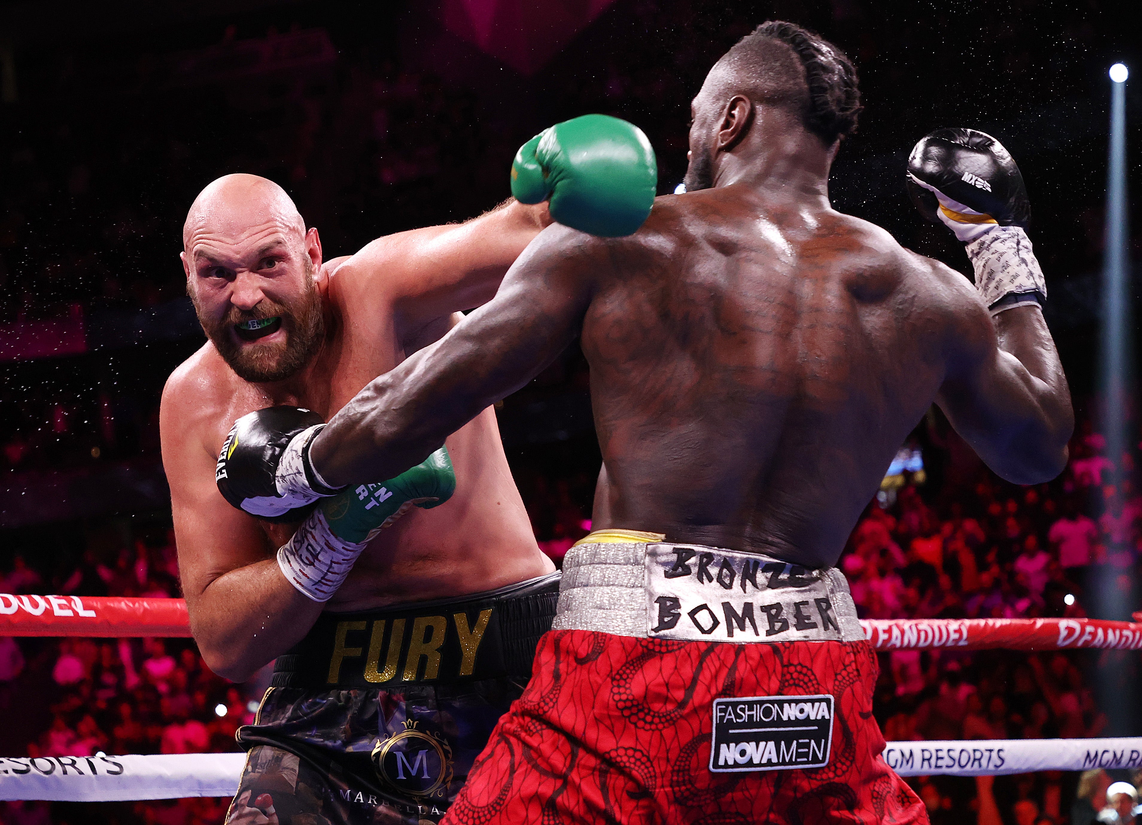 Joe Rogan afirma que la ‘corrupción’ jugó un papel en la victoria de Tyson Fury sobre Deontay Wilder