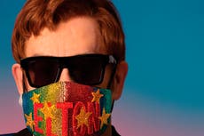Reseña: Elton John convoca amigos talentosos en nuevo álbum