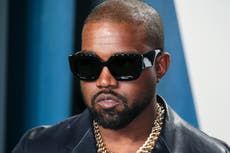 Kanye West habla sobre Kamala Harris durante una entrevista y reitera su apoyo a Trump