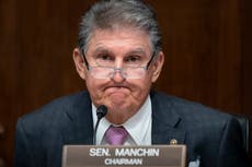 Manchin responde a noticia de que está considerando dejar a los demócratas para presentarse como independiente