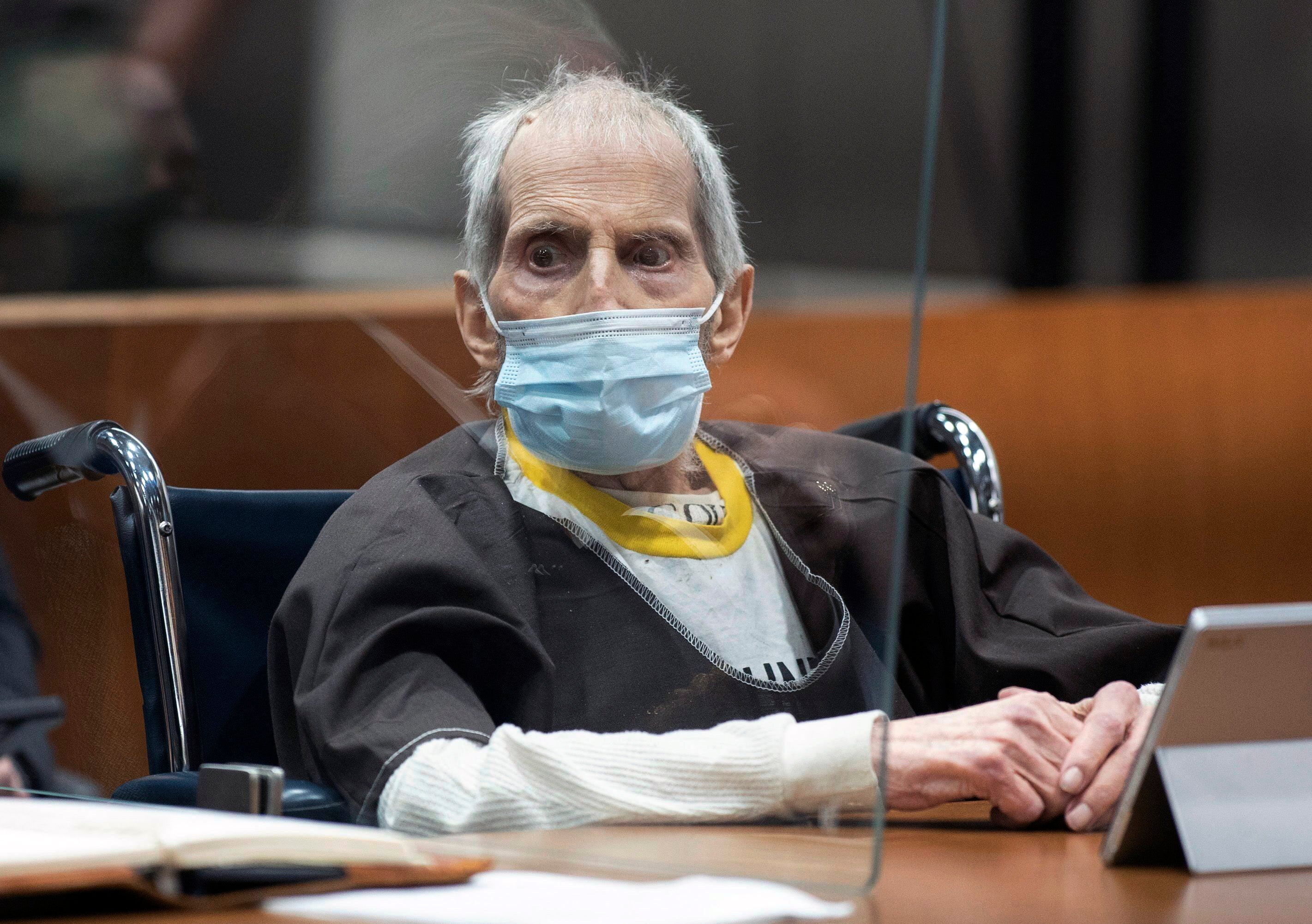 Robert Durst acusado de asesinato de su esposa desaparecida días después de ser sentenciado a cadena perpetua