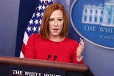 Jen Psaki acaba con ataque de reportera de Newsmax por la licencia de paternidad de Pete Buttigieg
