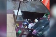 Enorme socavón se traga puesto de comida y una docena de clientes en el norte de la India