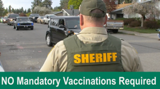 Sheriff de Spokane desata protestas al ofrecer trabajo a policías que se nieguen a vacunarse