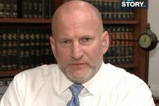 El abogado de los Laundrie niega trato con el FBI e insiste en que los padres no enfrentan cargos