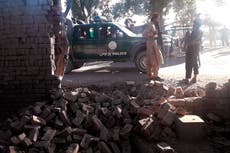 Bombas contra los talibanes matan a un niño y a otro civil