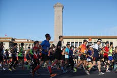 China pospone maratón de Beijing ‘hasta nuevo aviso’ debido a pico de COVID