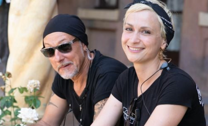 Rust: Serge Svetnoy, compañero de Halyna Hutchins, la sostuvo a en sus brazos mientras agonizaba