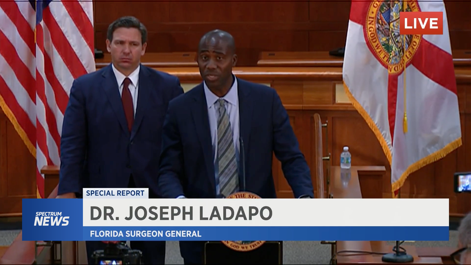 Florida: nuevo cirujano general es acusado de no usar cubrebocas en reunión con senadora diagnosticada con cáncer