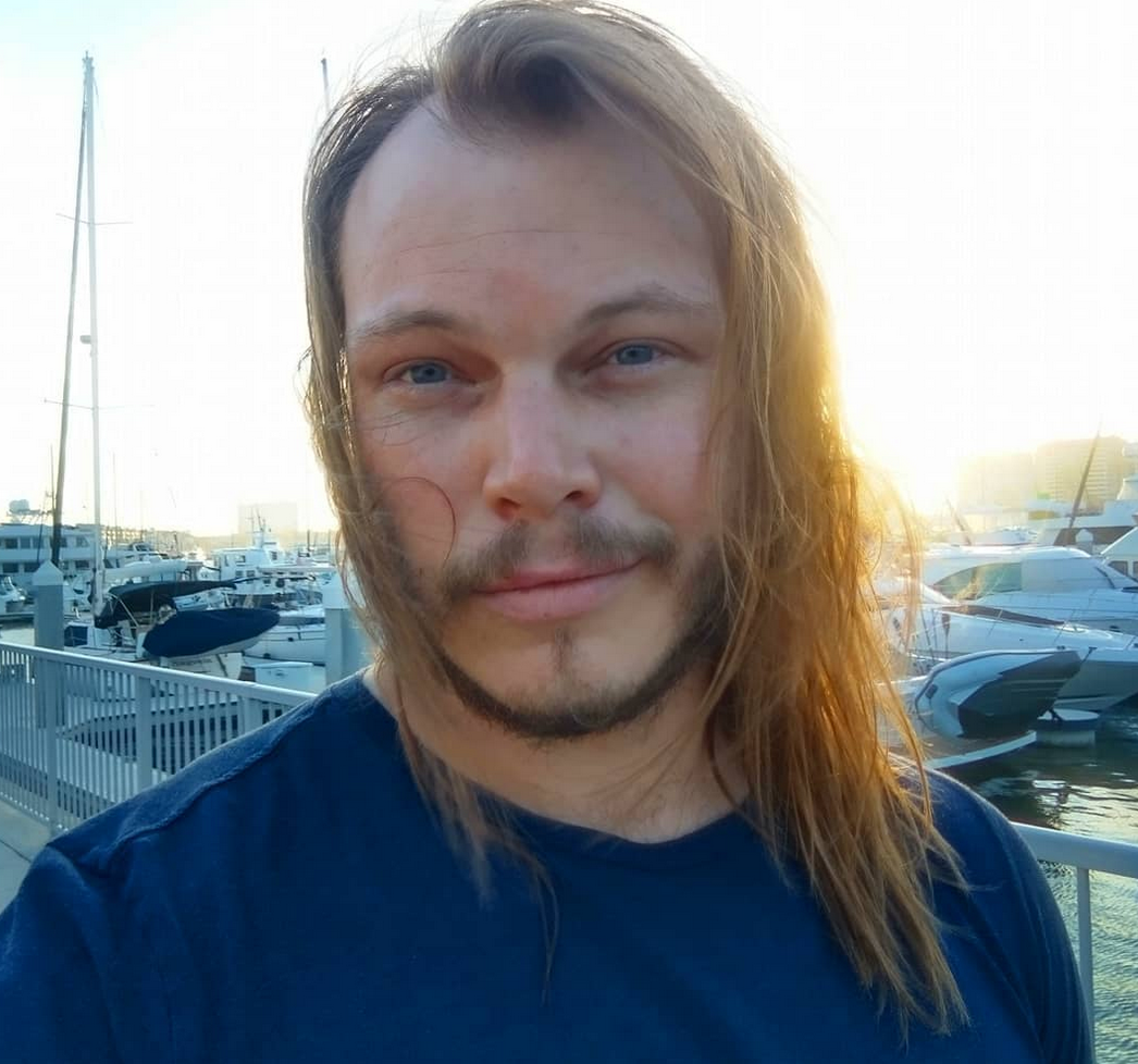 Actor de Rust dice que la escena en la que le dispararon se sintió “potencialmente mortal”