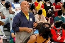 Escuela de Kentucky donde los estudiantes daban bailes eróticos, no está ni remotamente “despierta” o “liberal”