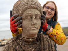 Reino Unido: Arqueólogos descubren estatuas romanas en trabajos de polémico tren de alta velocidad