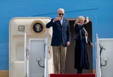 Joe Biden viaja al exterior sumido en problemas internos