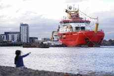 Cop26: buque de investigación polar RSS Sir David Attenborough atraca en Greenwich antes de cumbre climática