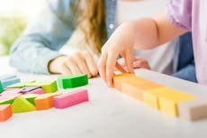 Niñera cuestiona si estuvo mal llamar a la policía por caso de la madre que no regresaba a tiempo a casa