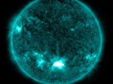 Enorme tormenta solar podría golpear la Tierra en Halloween e interrumpir satélites
