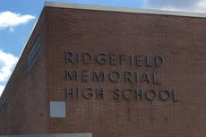 Suspenden a maestro que supuestamente dijo a un estudiante musulmán “no negociamos con terroristas”