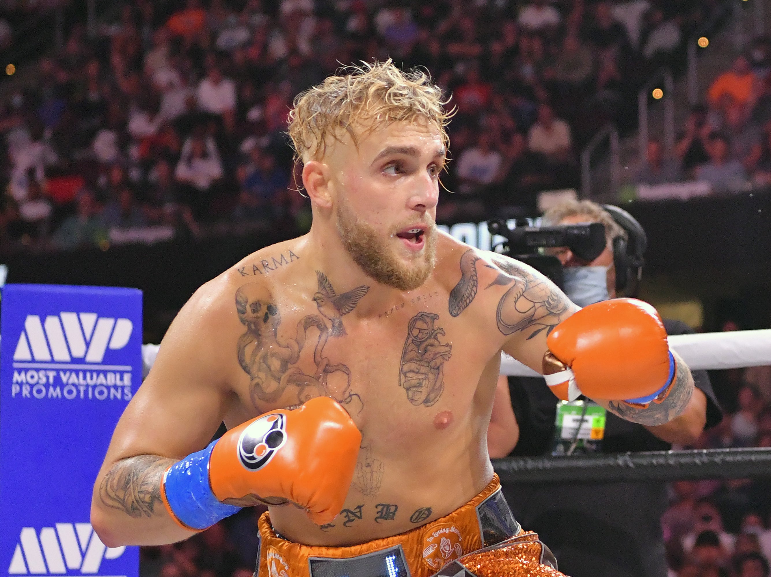 Jake Paul insertó cláusula en contrato de pelea con Tyron Woodley diciendo que boxeador “no lo podía noquear”