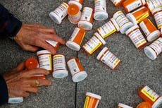 Farmacéuticas otorgarán $665 millones a tribus nativas americanas en histórico acuerdo por crisis de opioides