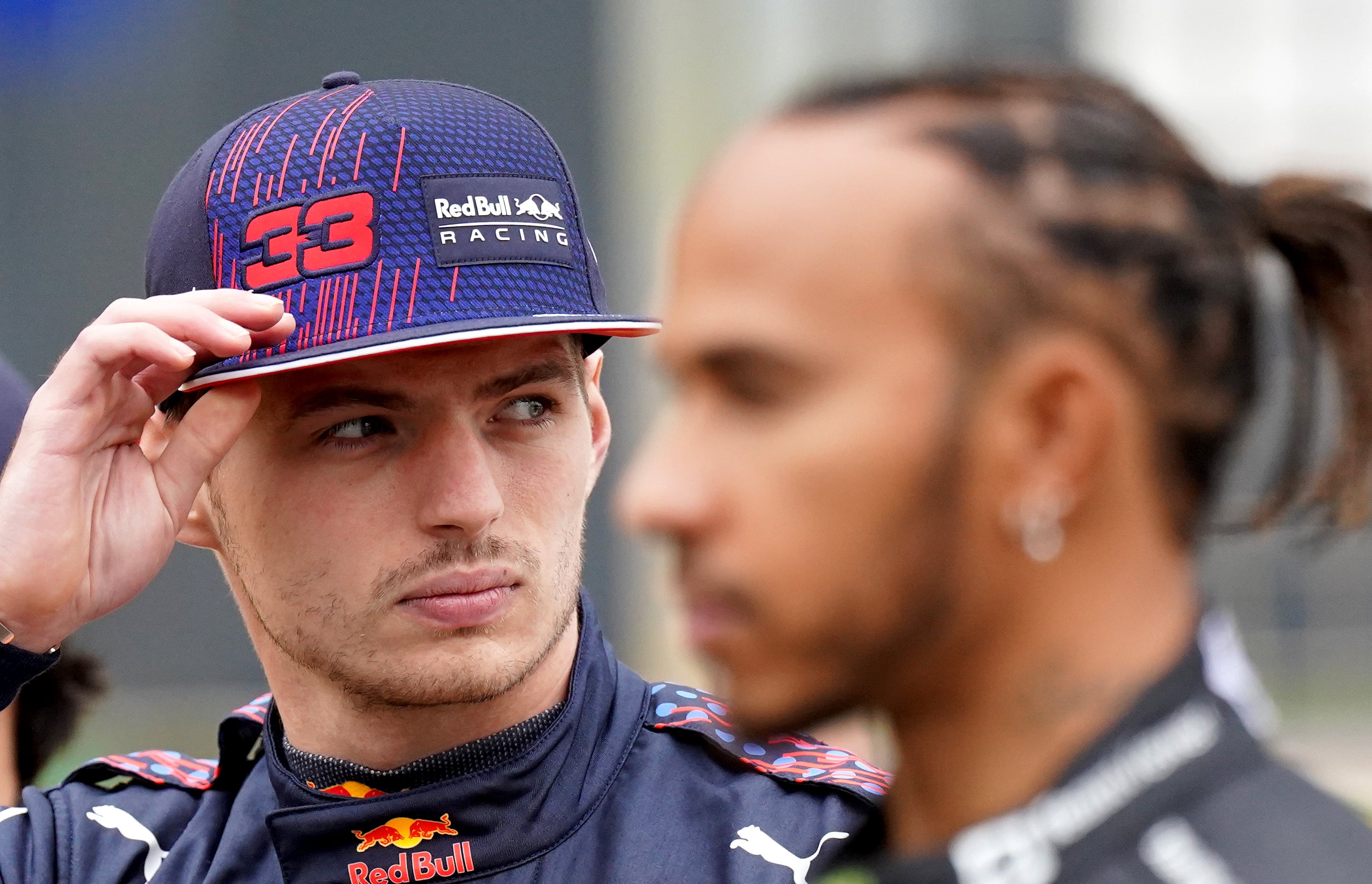F1: Lewis Hamilton y Max Verstappen están “exagerando” en la pelea por el título, dice Jackie Stewart