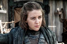 Estrella de Game of Thrones, Gemma Whelan, dice que los actores “dejaron que siguieran adelante” con filmación de escenas de sexo