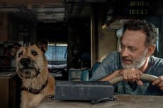 Reseña: Tom Hanks, un robot y un perro en "Finch"