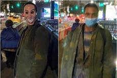 Nueva York: Sospechoso con máscara de Halloween ataca a hombre con un hacha