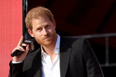 Príncipe Harry debatirá sobre “máquina de mentiras de Internet” en panel de cumbre tecnológica sobre desinformación OLD