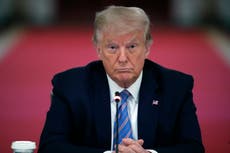 Libro revela amenazas de un partidario de Donald Trump a funcionarios de Seguridad Nacional