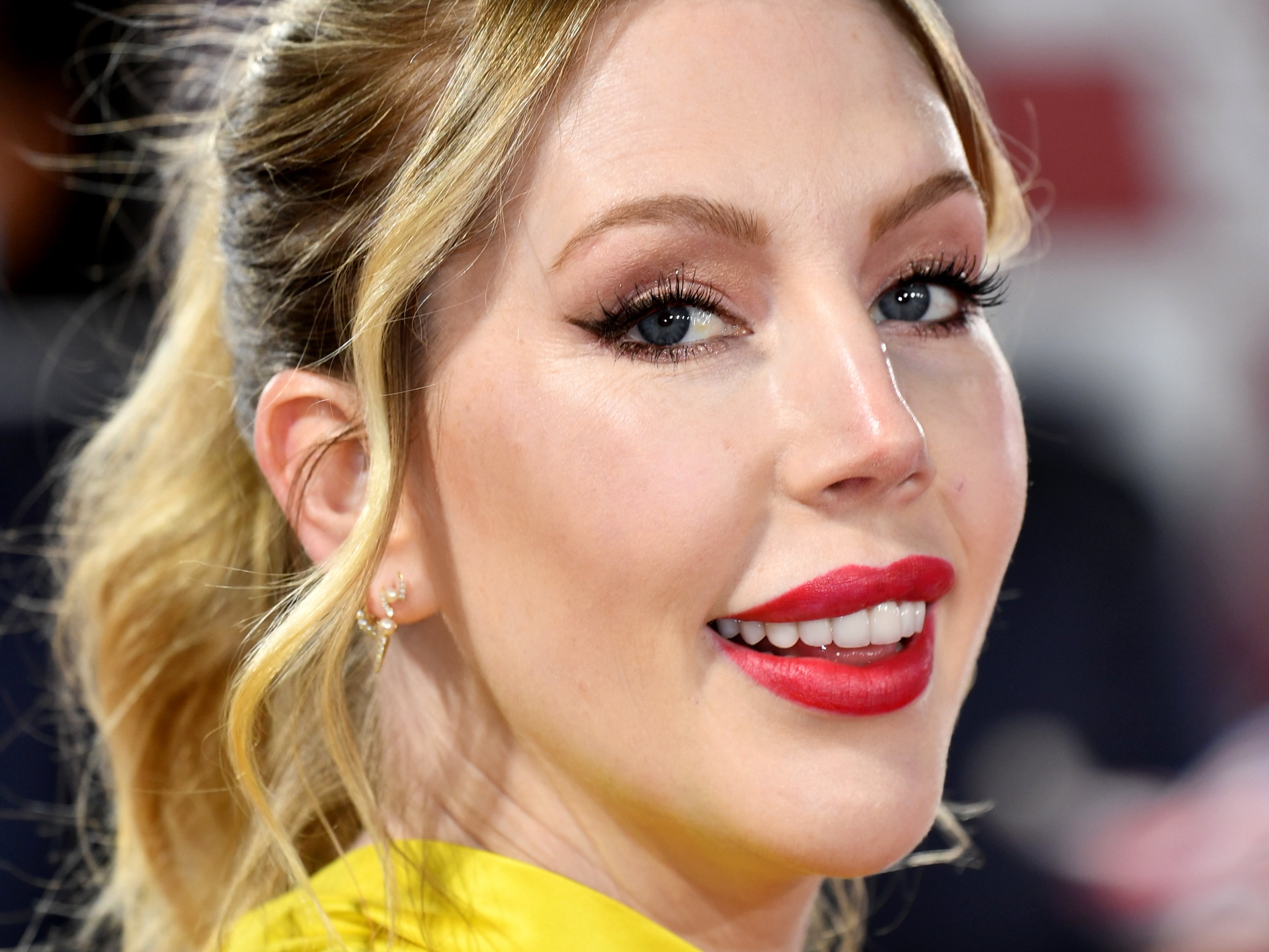 Katherine Ryan dice que está 'disgustada' por los rumores de citas de Kim Kardashian y Pete Davidson